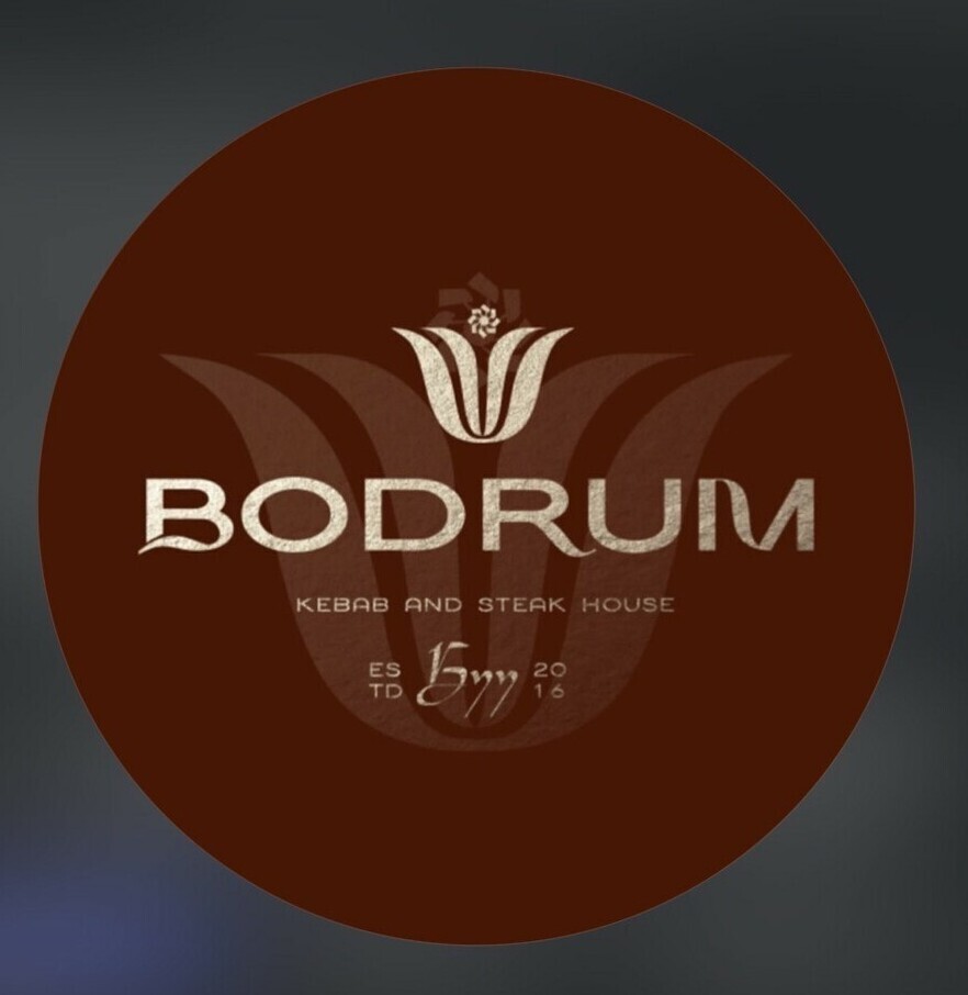 Традиционный турецкий кебаб на гриле в ресторане BODRUM, Нальчик Сочное мясное ассорти в подаче шеф-повара ресторана Бодрум Приготовление стейков на открытом огне в турецком ресторане BODRUM Ресторан Бодрум в Нальчике: настоящий турецкий кебаб, стейки и завтраки