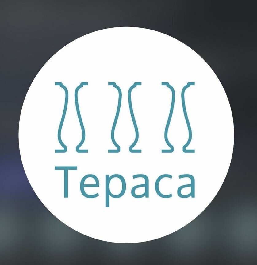 Уютная летняя терраса ресторана в центре Нальчика с мягкими креслами Вечерняя атмосфера на открытой веранде ресторана Терраса Ресторан Терраса в Нальчике: европейская кухня, завтраки и летняя веранда