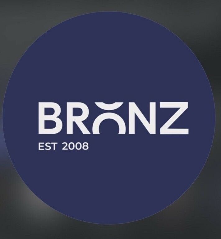 "Логотип салона красоты BRONZ, Нальчик"