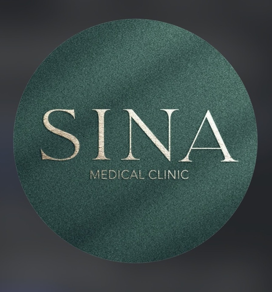 Обследование пациента на современном аппарате УЗИ экспертного класса в клинике СИНА.